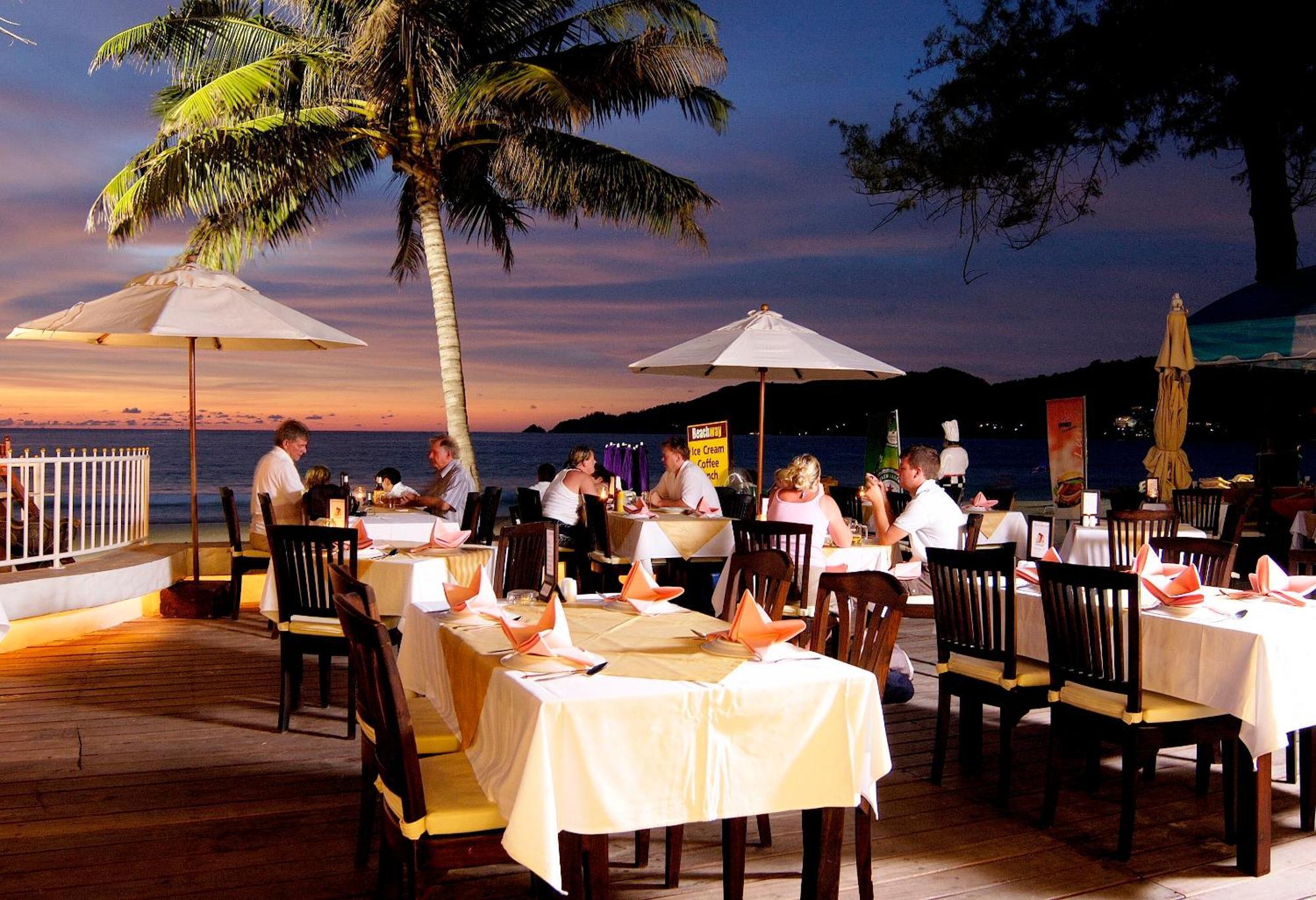 Safari Beach Hotel Patong Luaran gambar