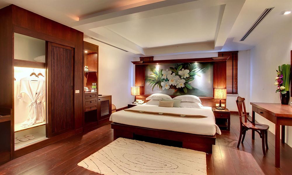 Safari Beach Hotel Patong Luaran gambar