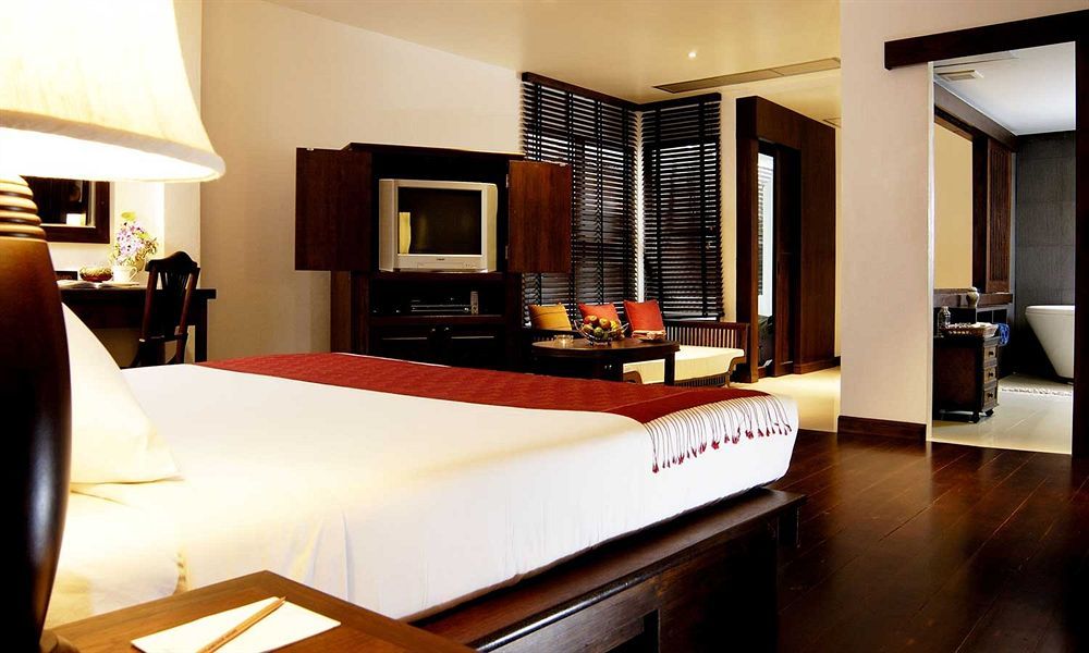 Safari Beach Hotel Patong Luaran gambar